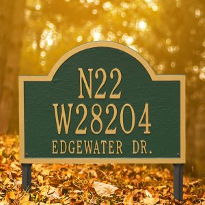 Wisconsin Special Three Line Lawn Address Plaque